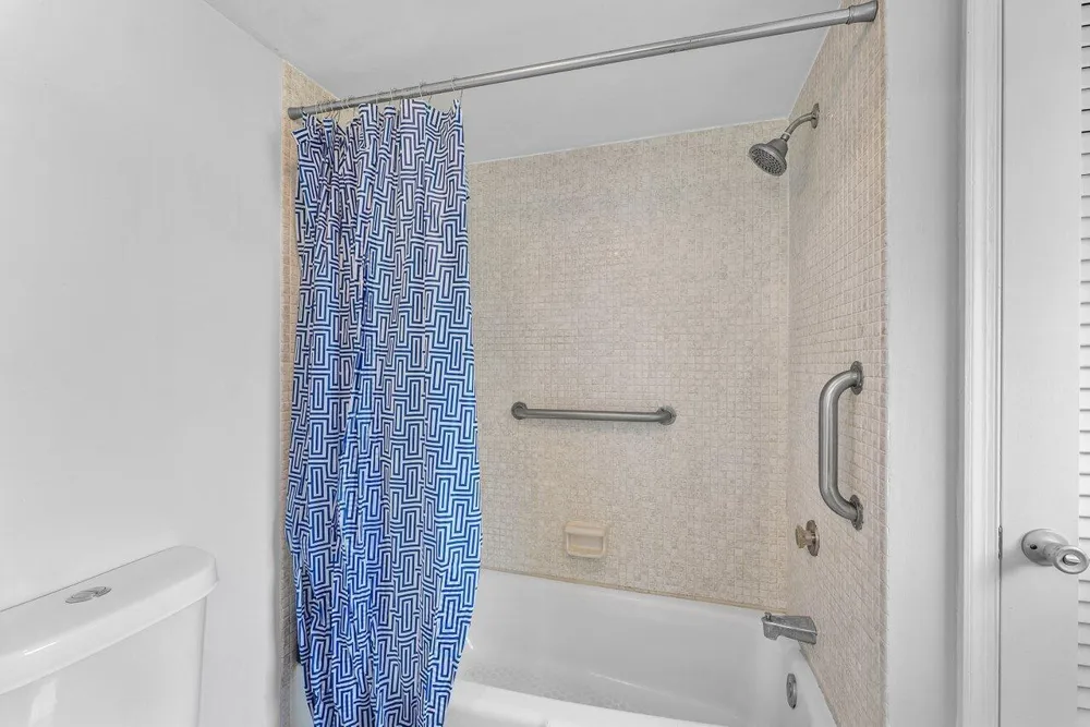 157 Atlantis Boulevard #301 Atlantis, FL 33462