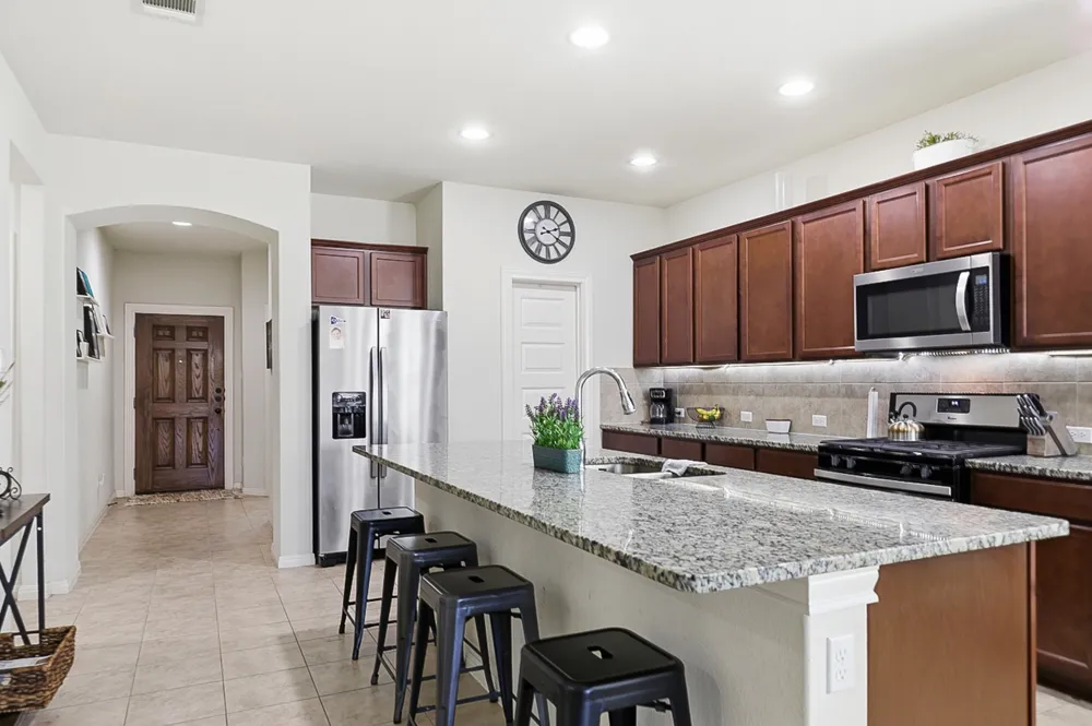 158 Fern Drive Buda, TX 78610