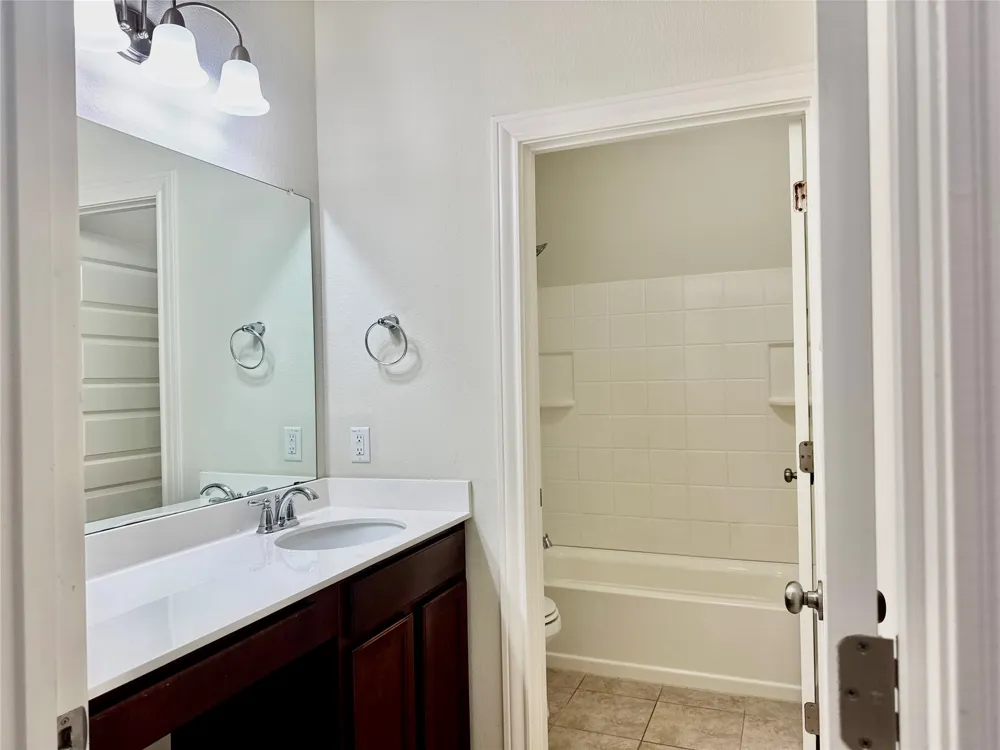 158 Fern Drive Buda, TX 78610