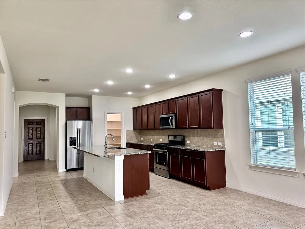 158 Fern Drive Buda, TX 78610