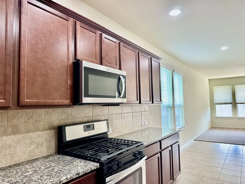 158 Fern Drive Buda, TX 78610