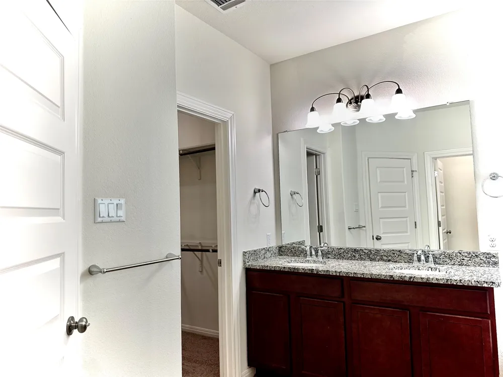 158 Fern Drive Buda, TX 78610