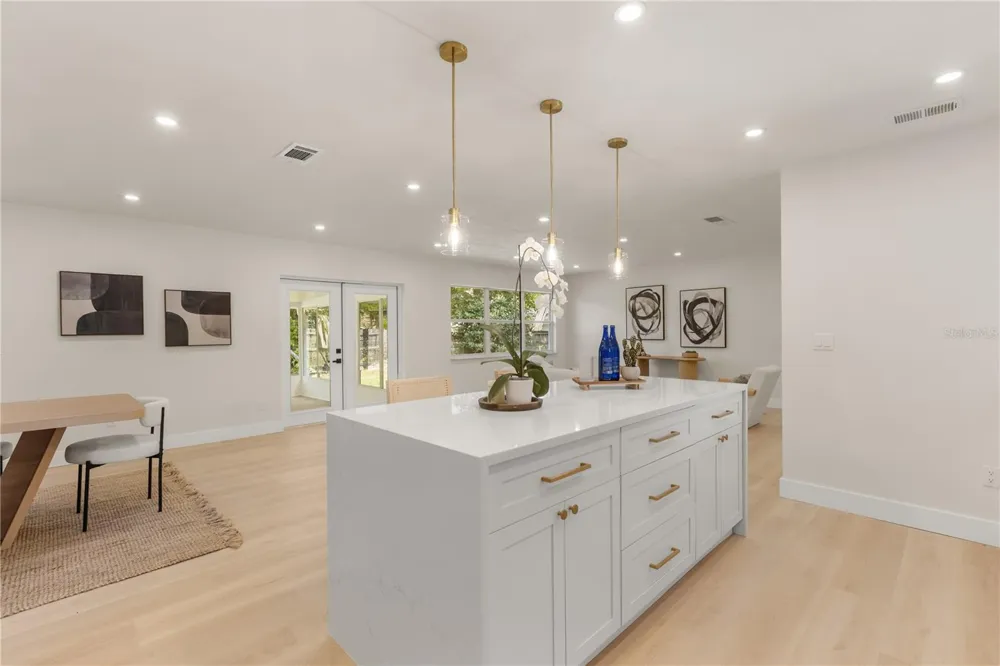 726 FOREST GLEN COURT Maitland, FL 32751