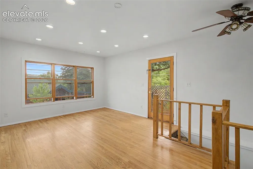 917 Midland Avenue Manitou Springs, CO 80829