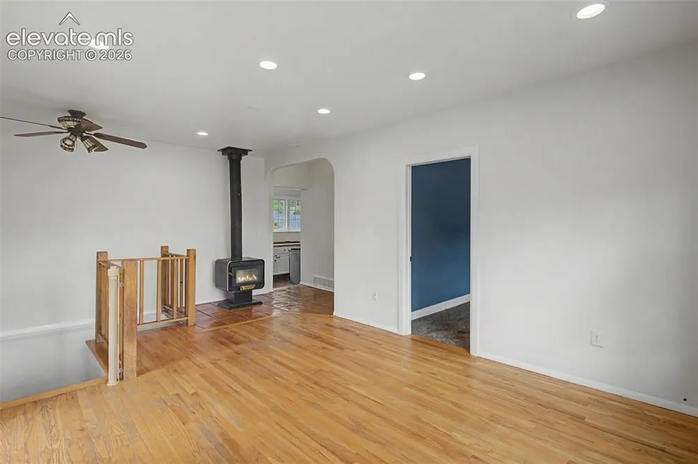 917 Midland Avenue Manitou Springs, CO 80829