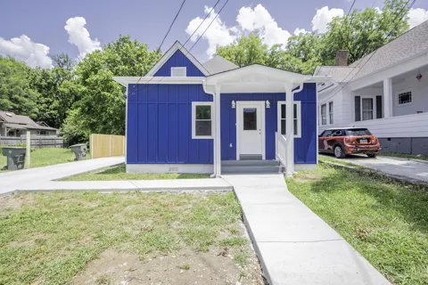 2708 Chamberlain Avenue