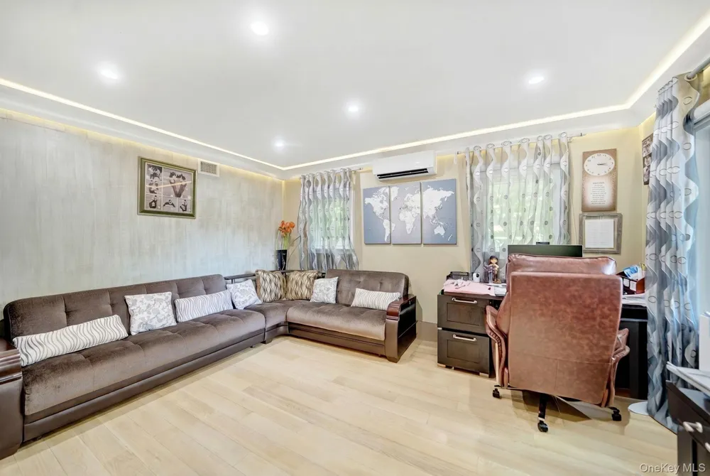 180-15 Aberdeen Road Jamaica Estates, NY 11432