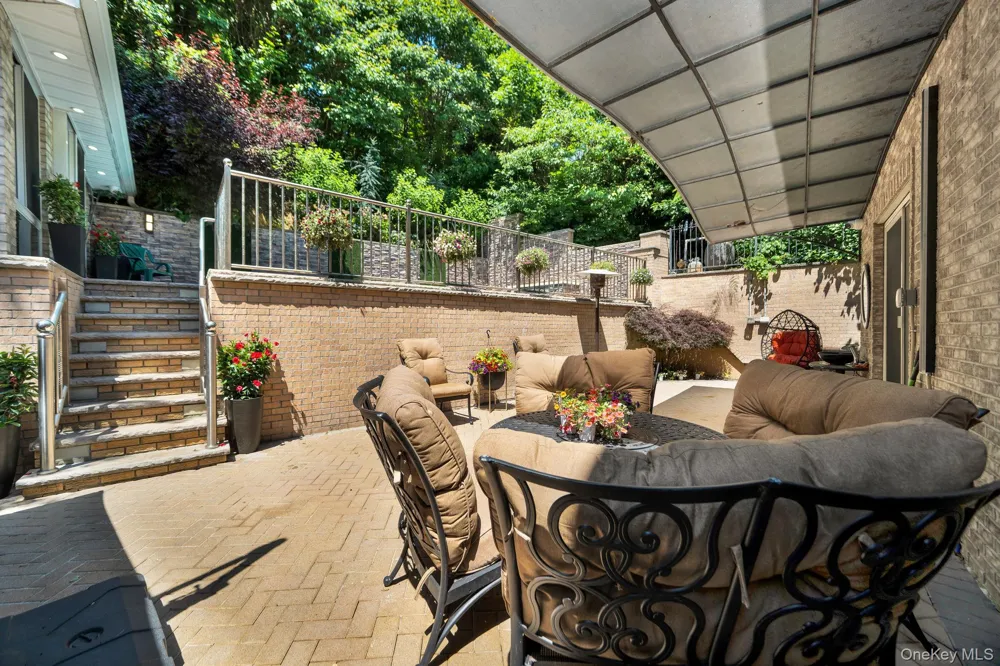 180-15 Aberdeen Road Jamaica Estates, NY 11432
