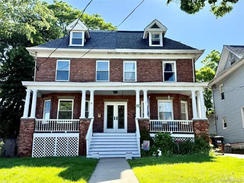 63 Highview Avenue
