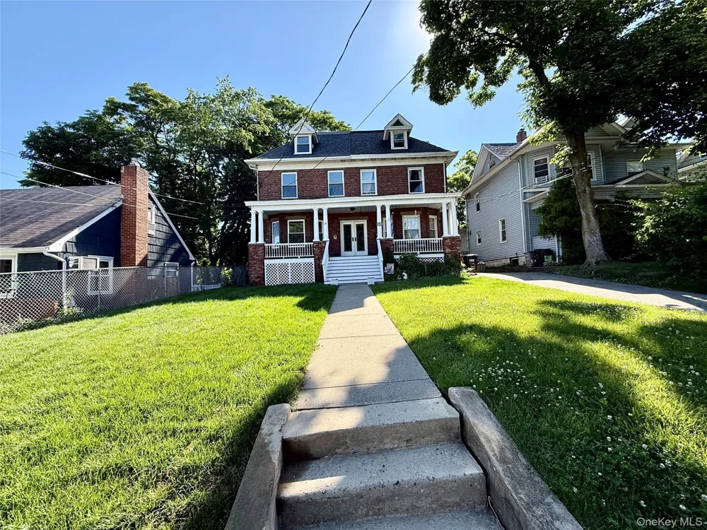63 Highview Avenue Staten Island, NY 10301