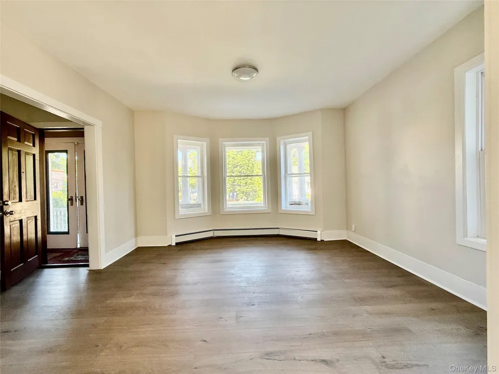 63 Highview Avenue Staten Island, NY 10301