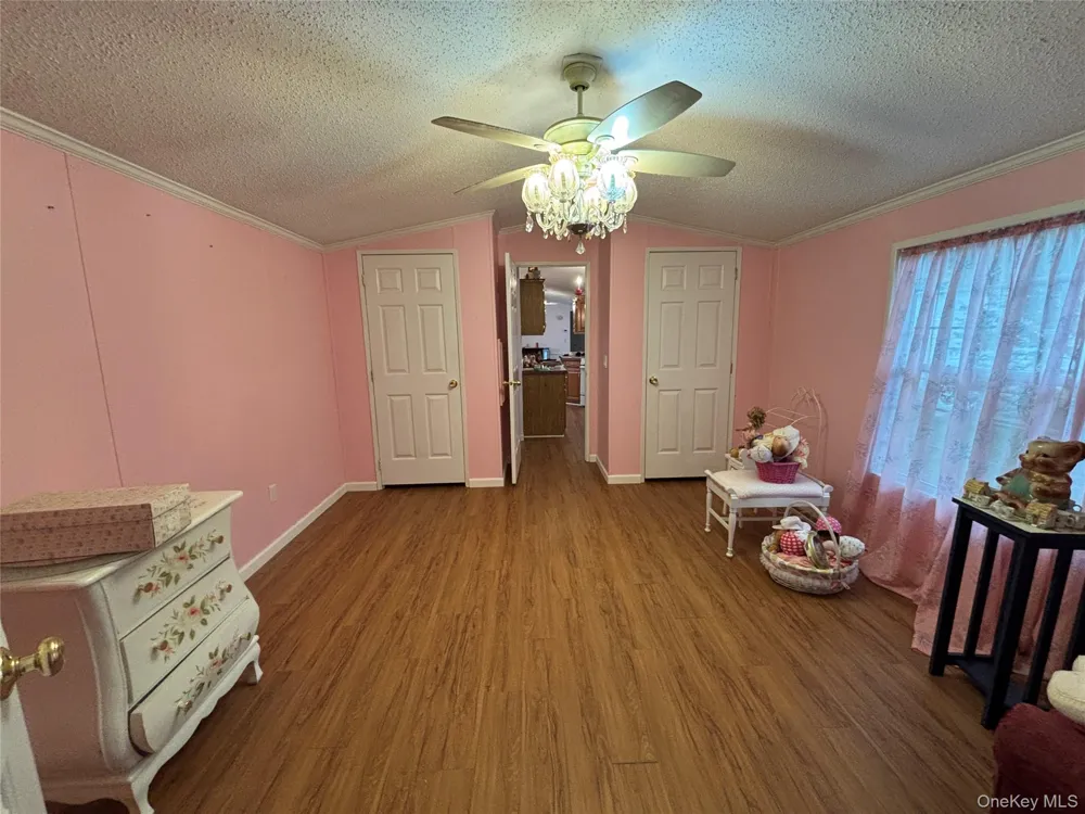 1661 Old Country Road #125 Riverhead, NY 11901