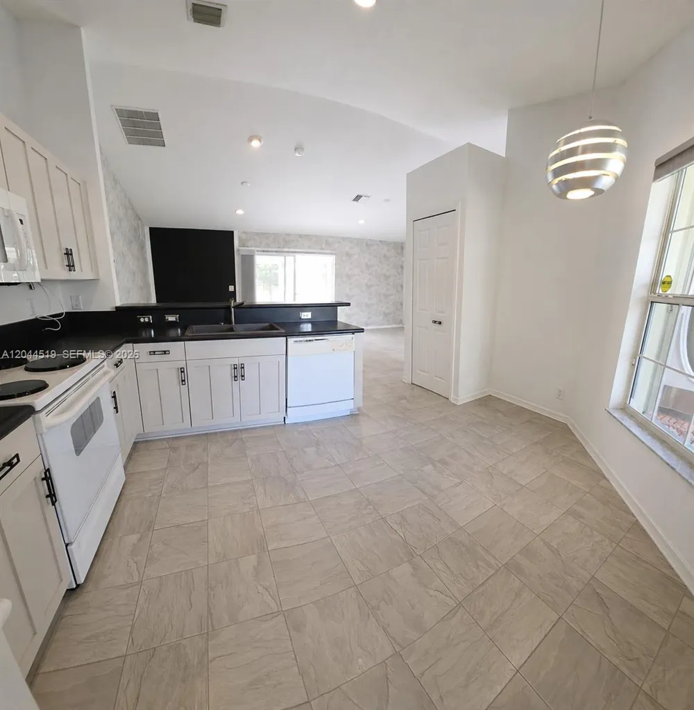 547 High Hawk Cir #541 Vero Beach, FL 32962