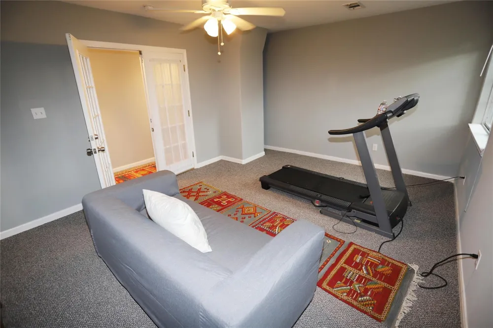 4912 Bellaire Boulevard Bellaire, TX 77401