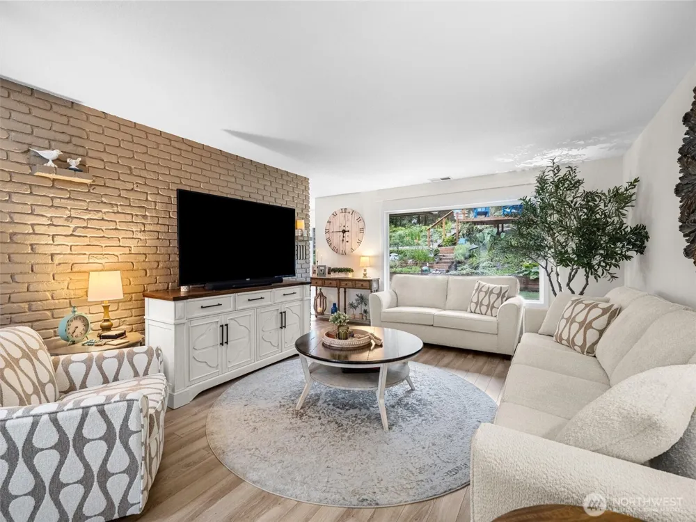 25719 Park Avenue Ocean Park, WA 98640
