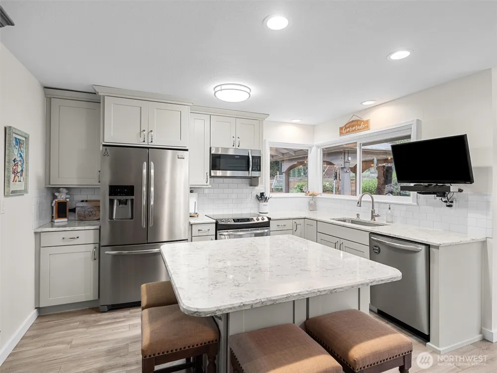 25719 Park Avenue Ocean Park, WA 98640