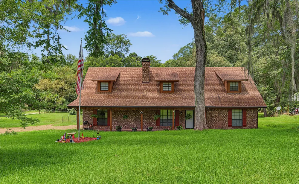 326 Evangeline Drive Elm Grove, LA 71051