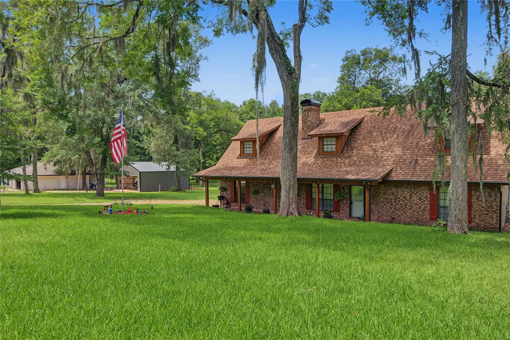 326 Evangeline Drive Elm Grove, LA 71051