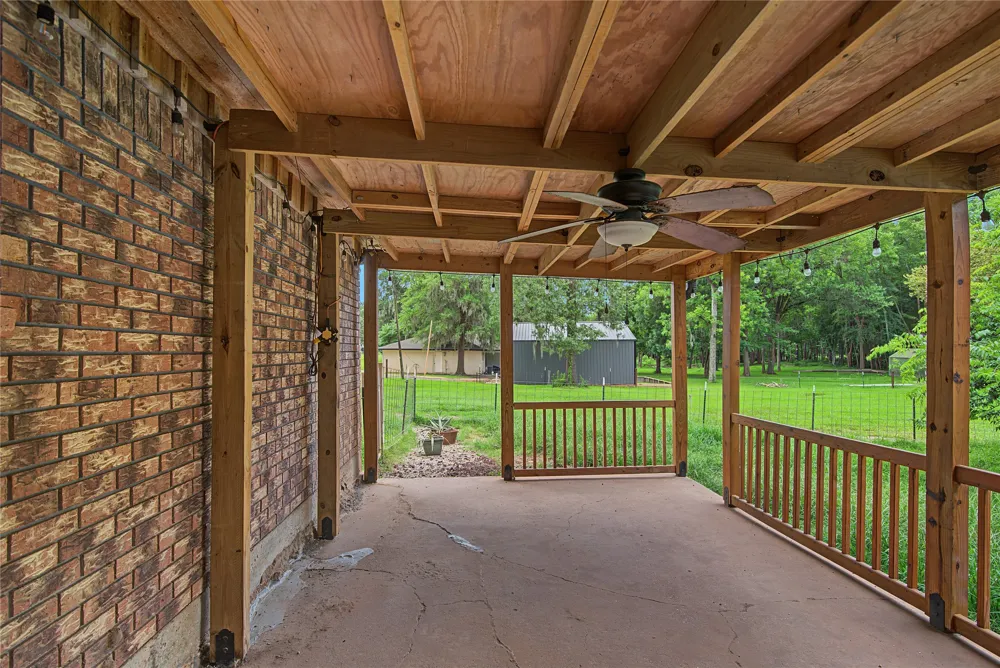 326 Evangeline Drive Elm Grove, LA 71051