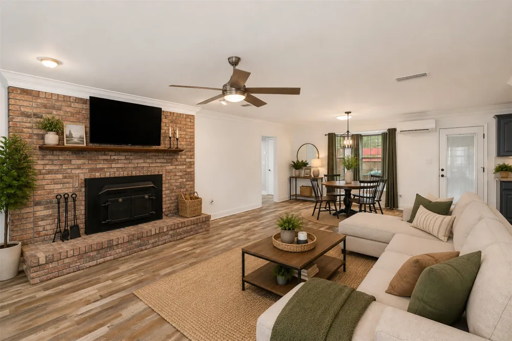 326 Evangeline Drive Elm Grove, LA 71051