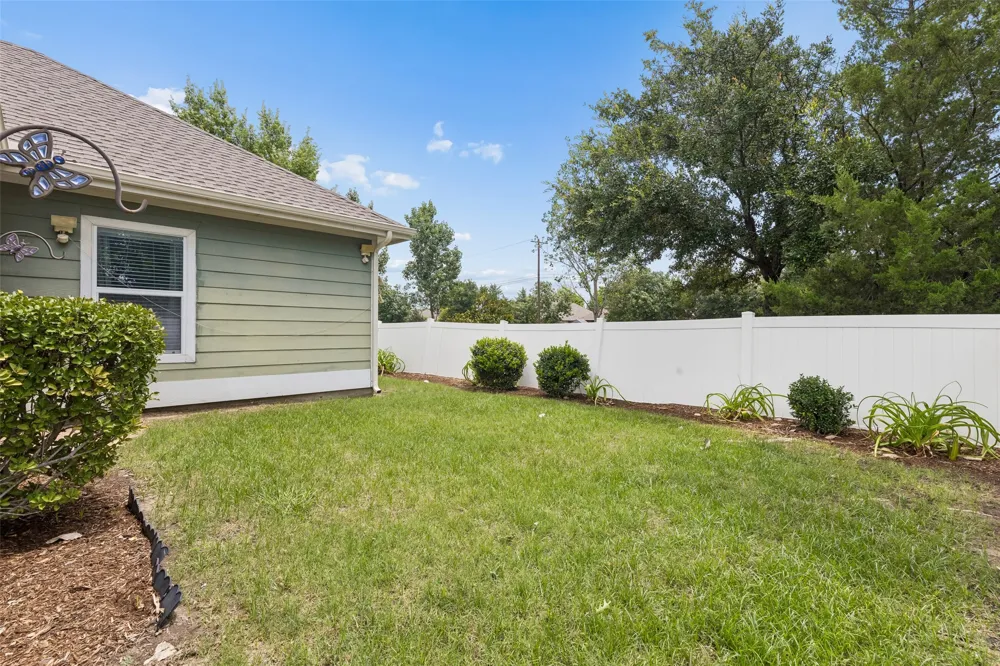 1104 Bell Manor Drive Savannah, TX 76227