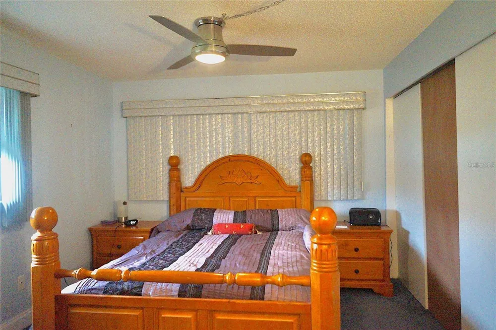 6890 VERSAILLES #10 Pinellas Park, FL 33781