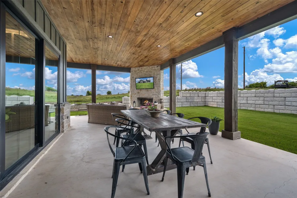 249 County Road 359 Muenster, TX 76252