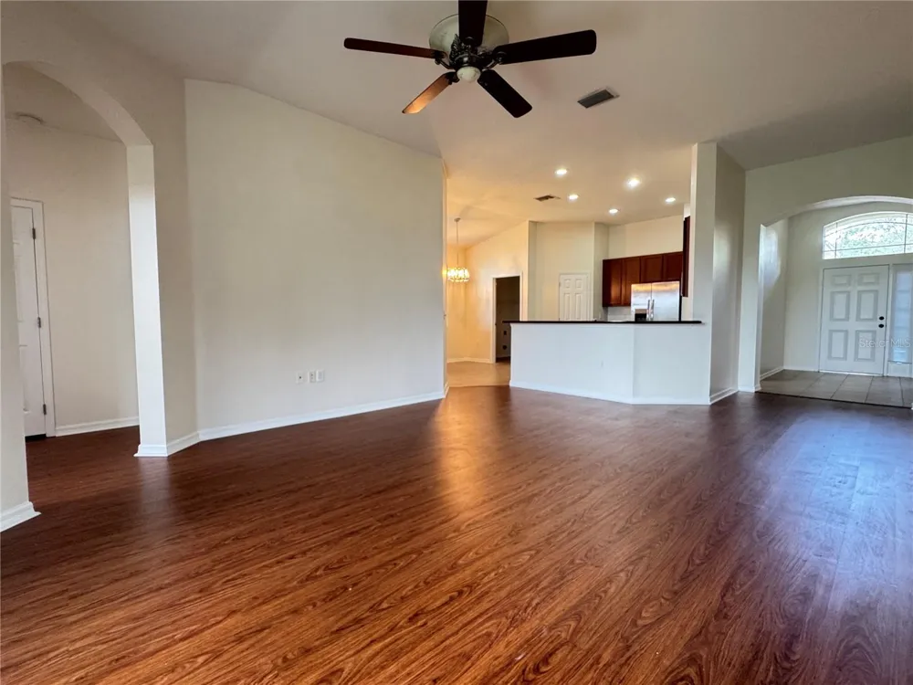 317 DOWN PINE DRIVE Seffner, FL 33584
