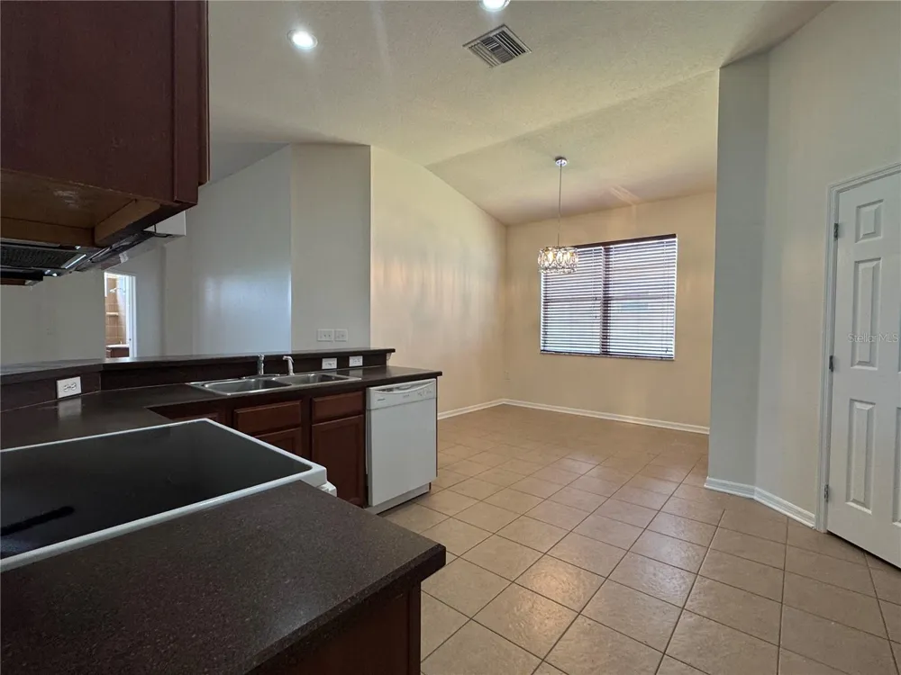 317 DOWN PINE DRIVE Seffner, FL 33584