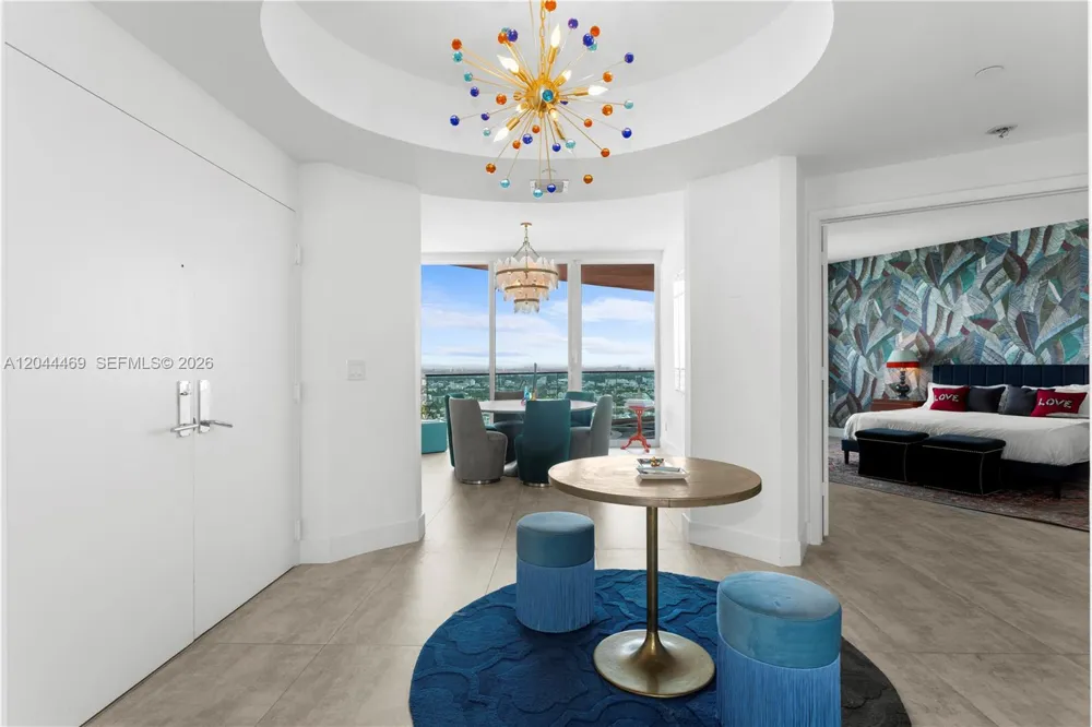 300 S Pointe Dr #3604 Miami Beach, FL 33139
