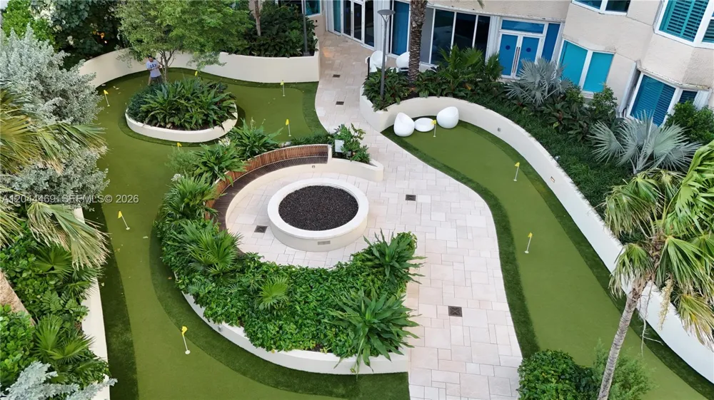 300 S Pointe Dr #3604 Miami Beach, FL 33139