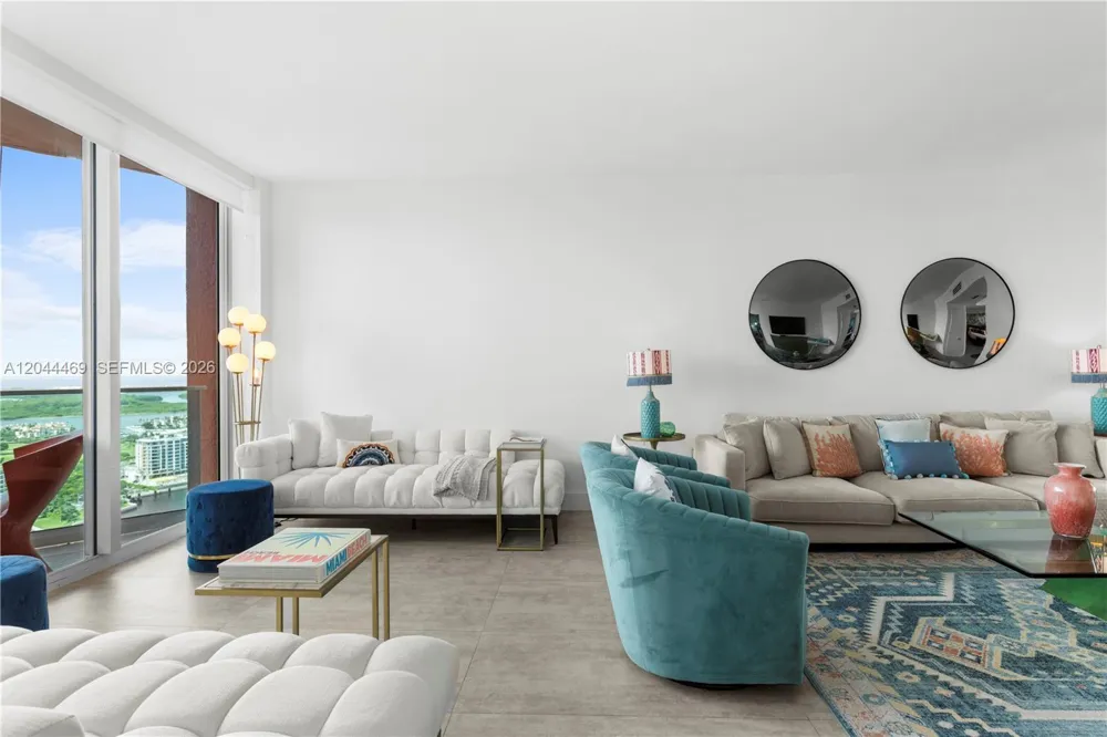 300 S Pointe Dr #3604 Miami Beach, FL 33139