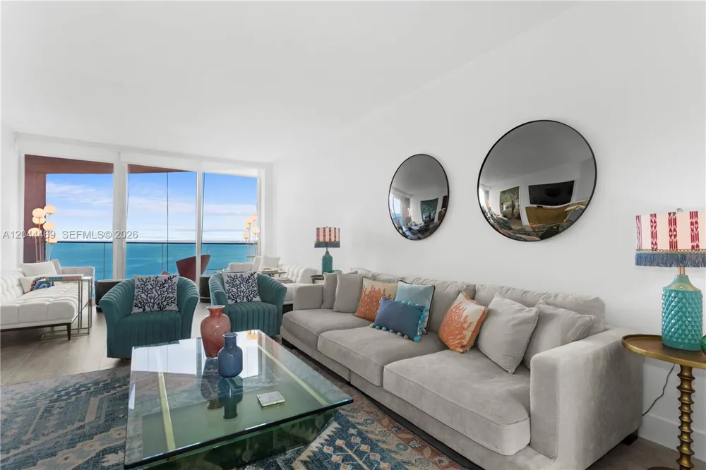 300 S Pointe Dr #3604 Miami Beach, FL 33139