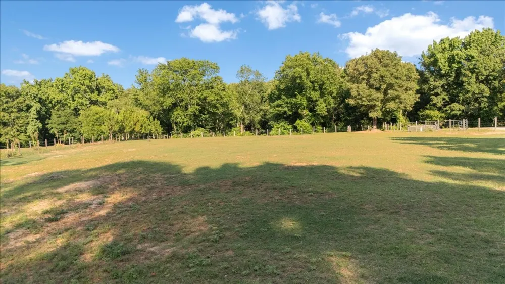 18598 FM 1804 Lindale, TX 75771