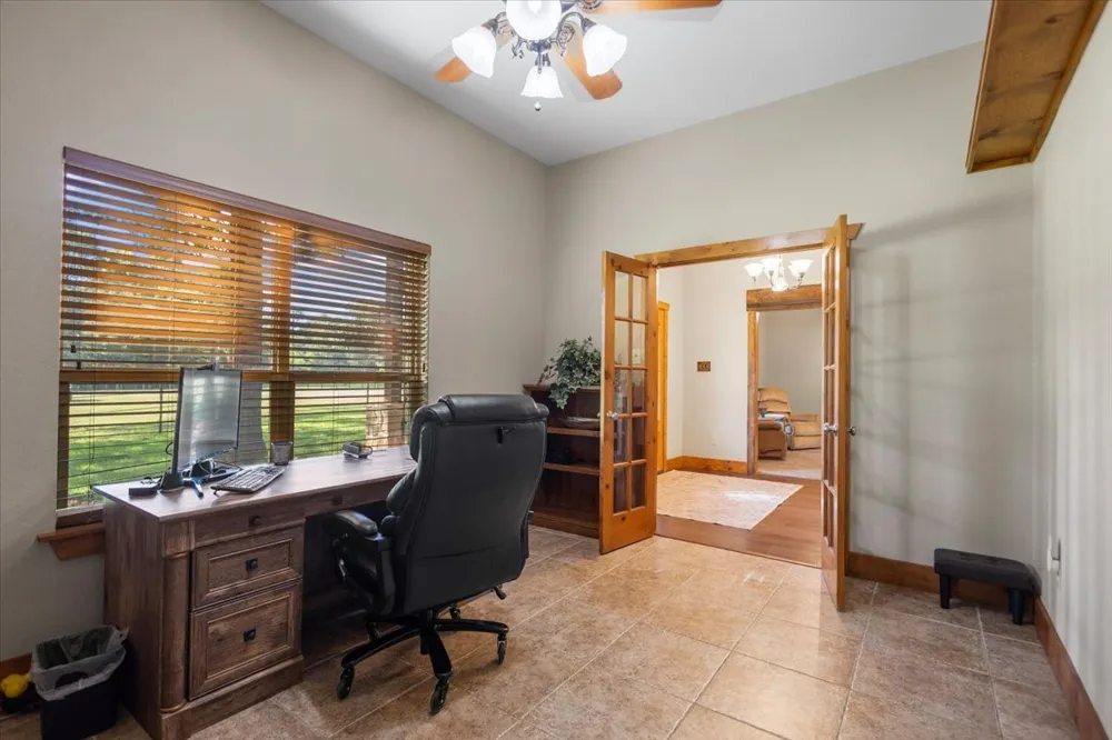 18598 FM 1804 Lindale, TX 75771