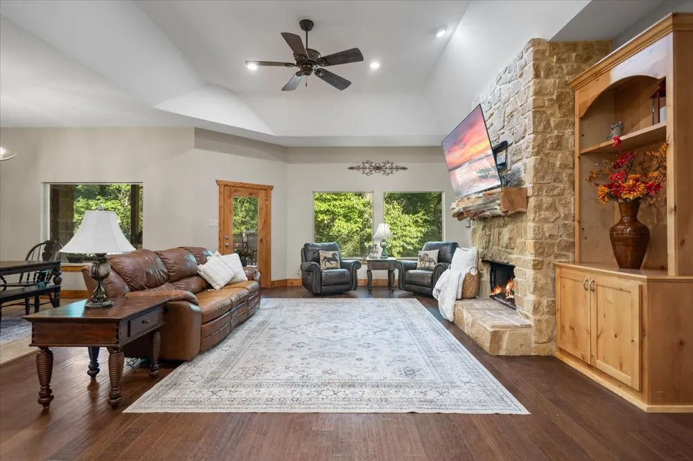 18598 FM 1804 Lindale, TX 75771