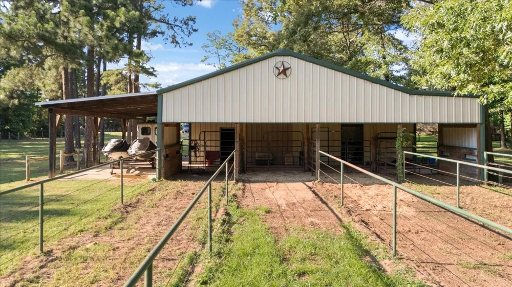 18598 FM 1804 Lindale, TX 75771