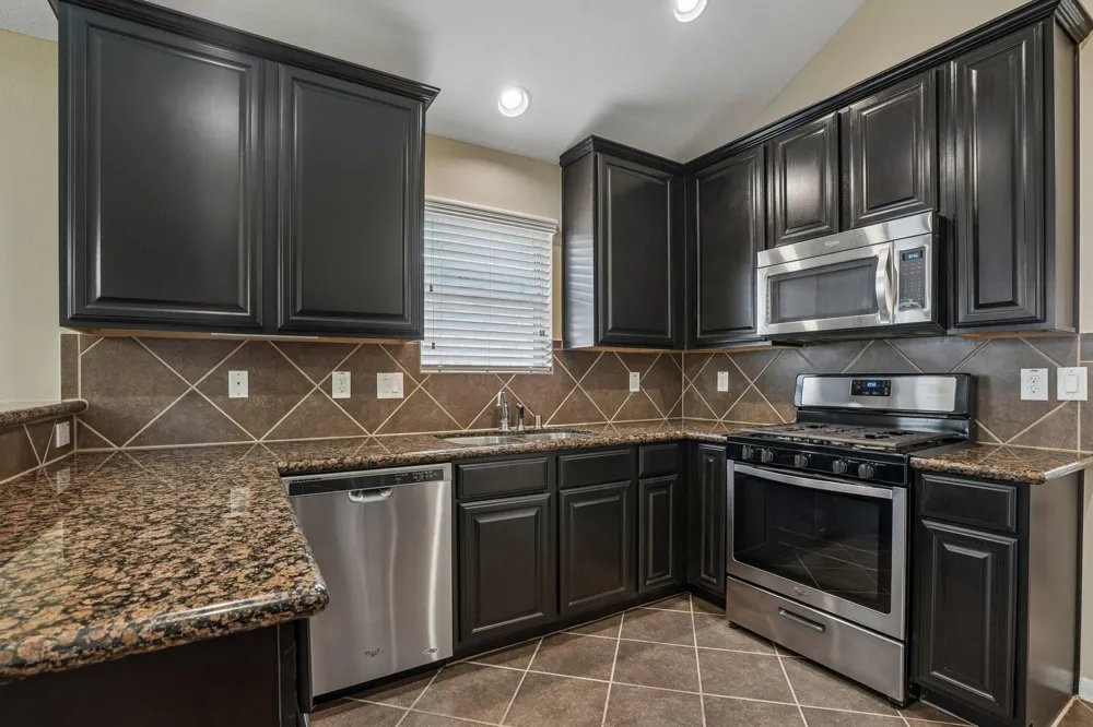 5018 Bay Lane Bacliff, TX 77518
