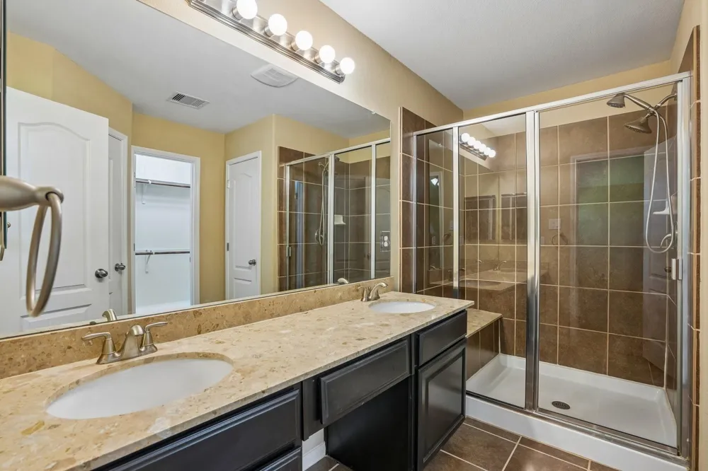 5018 Bay Lane Bacliff, TX 77518