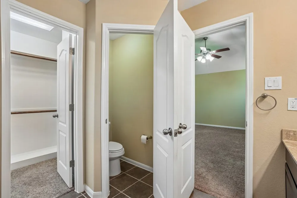 5018 Bay Lane Bacliff, TX 77518