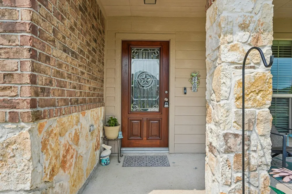 5018 Bay Lane Bacliff, TX 77518