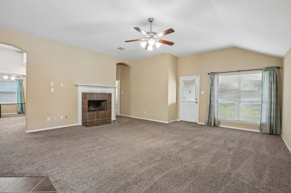 5018 Bay Lane Bacliff, TX 77518