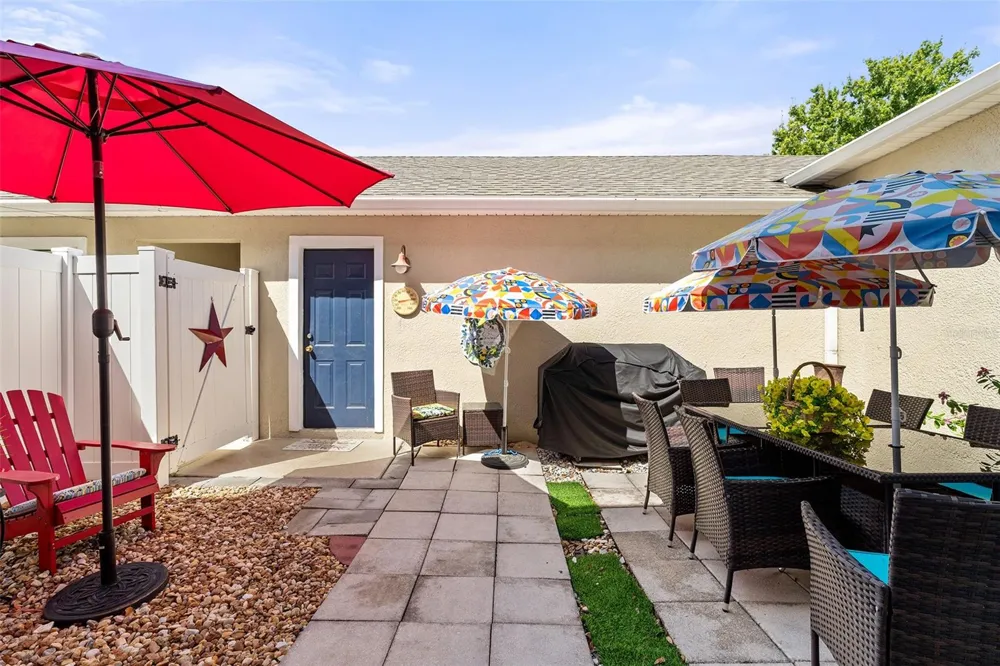 7134 FIVE OAKS DR #4B St Cloud, FL 34773