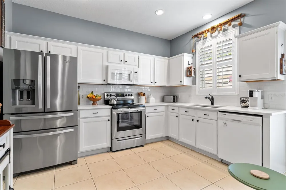 7134 FIVE OAKS DR #4B St Cloud, FL 34773