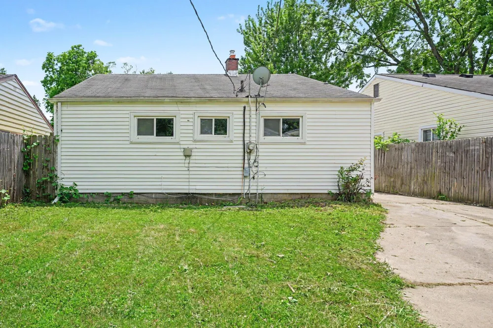 26432 Annapolis Street Inkster, MI 48141