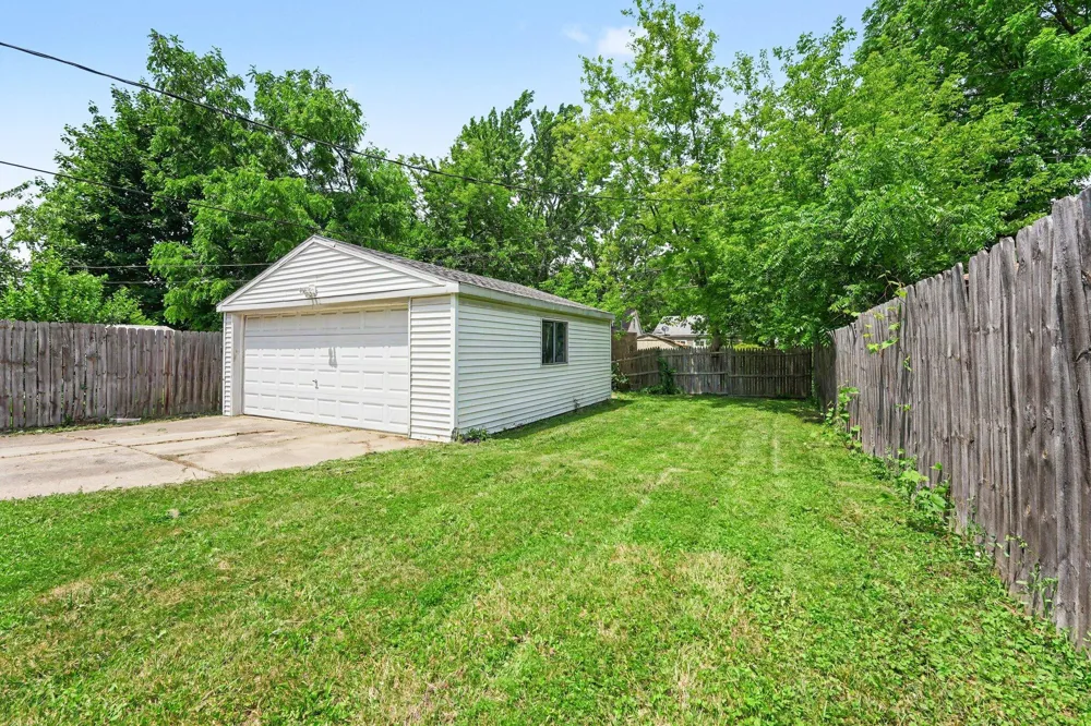 26432 Annapolis Street Inkster, MI 48141