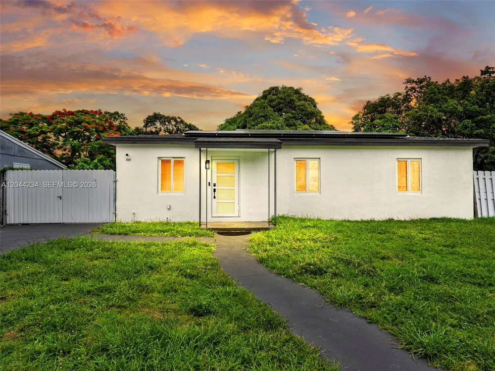 1215 Kasim ST Opa-Locka, FL 33054