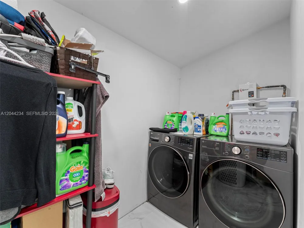 1215 Kasim ST Opa-Locka, FL 33054