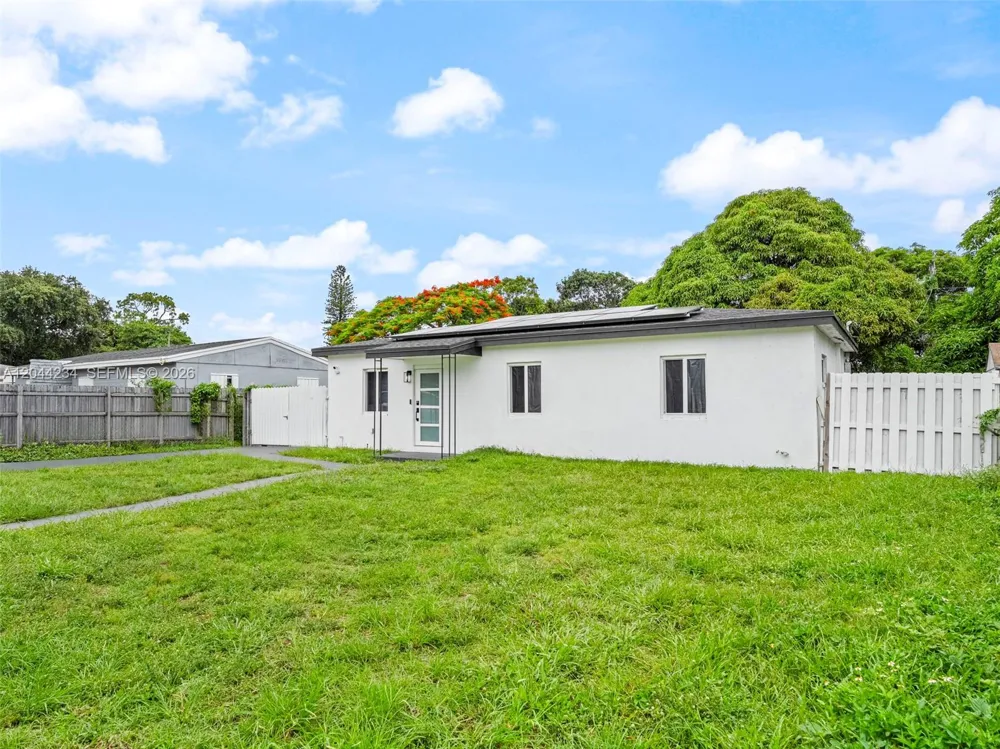1215 Kasim ST Opa-Locka, FL 33054