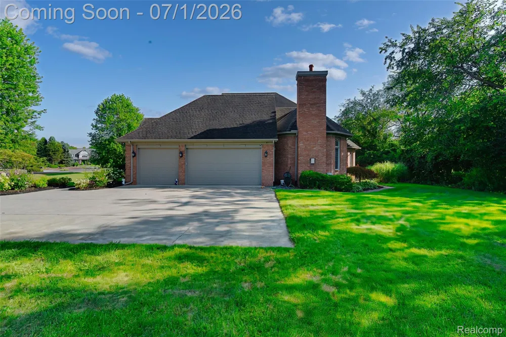 4461 Old Oak Court Superior Charter Township, MI 48170